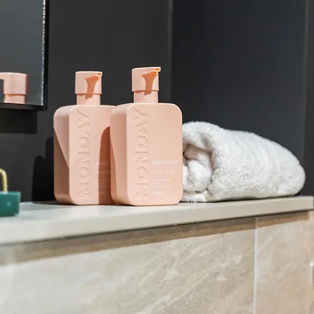 Modern & Relaxing 1-bedroom Flat In By Purestay Lägenhet