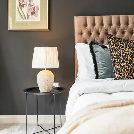 Modern & Relaxing 1-bedroom Flat In By Purestay * 利兹