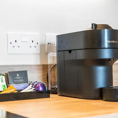 Modern & Relaxing 1-bedroom Flat In By Purestay 公寓