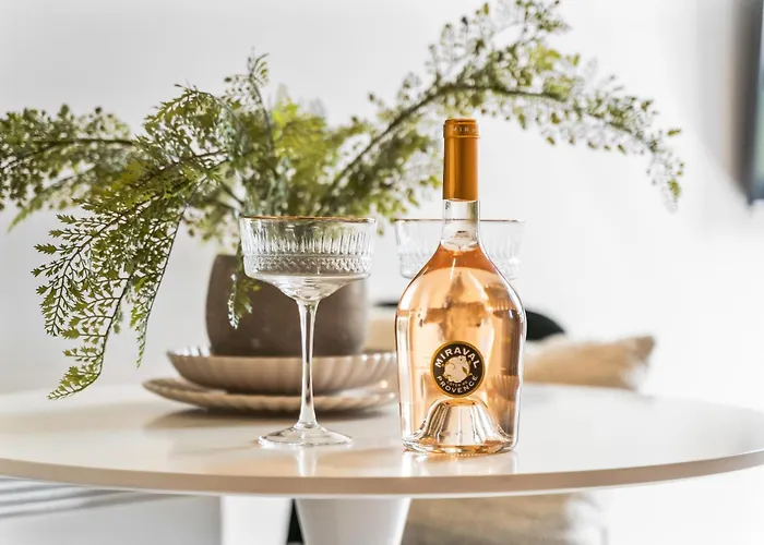 Modern & Relaxing 1-bedroom Flat In By Purestay לידס